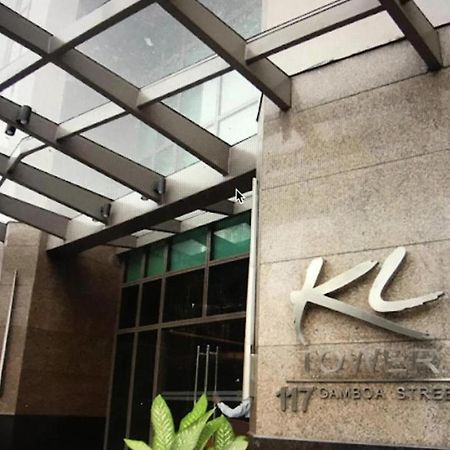 One Bedroom Apartment With Netflix At Greenbelt Makati Manille Extérieur photo